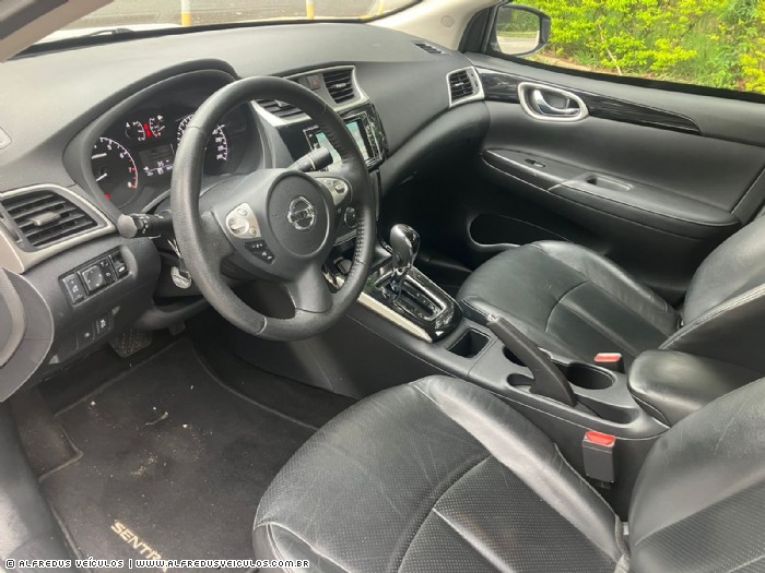 Nissan SENTRA SV 2.0 2018/2019